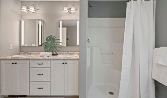 271 Red Gate Ln, Acton, ME 04001