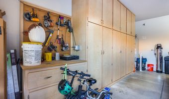 2728 W ADVENTURE Dr, Anthem, AZ 85086