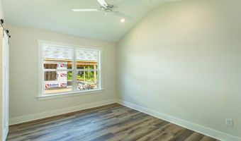 215 15th St, Apalachicola, FL 32320