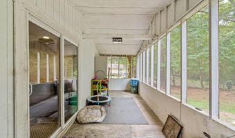 8 Billy Hill Rd, Beaufort, SC 29906