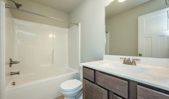 2643 20th St SW, Altoona, IA 50009