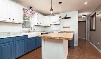 10 Ship St, Jamestown, RI 02835