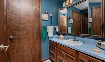 200 Westbend Cir, Ames, IA 50014