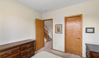 13122 Evermoor Pkwy, Apple Valley, MN 55124