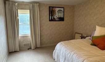 275 N Portage Path, Akron, OH 44303