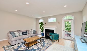 6915 ROLLING CREEK Way, Alexandria, VA 22315