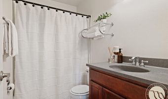 890 Calico Ave, Billings, MT 59105