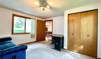 103 High St, Big Stone City, SD 57216