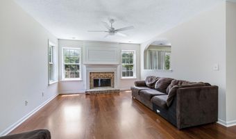 102 Fallon Ct, Apex, NC 27539