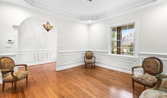 1212 N CLEVELAND St, Arlington, VA 22201