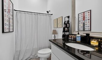 810 Caddo Dr, Benton, AR 72019