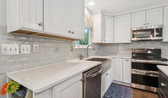 6518 CHRISTMAS TREE Ln, Huntingtown, MD 20639