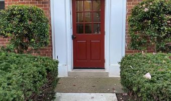1630 W ABINGDON Dr #301, Alexandria, VA 22314