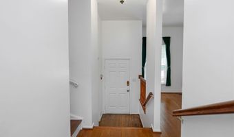 8207 CEDAR LANDING Ct, Alexandria, VA 22306