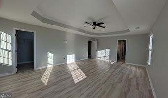 25501 EMERSON OAKS Dr, Aldie, VA 20105