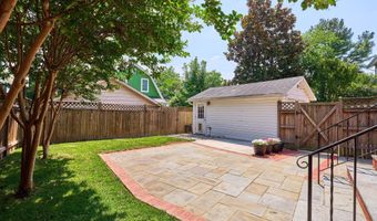255 N BRYAN St, Arlington, VA 22201