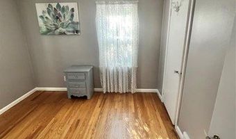 7208 Rosedale Blvd, Allen Park, MI 48101