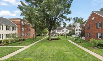 1317 S WALTER REED Dr 17201, Arlington, VA 22204