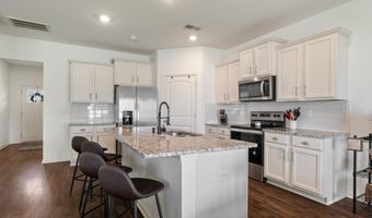 1017 GREENHEAD Dr, Alabaster, AL 35007