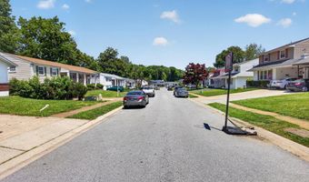 726 PLUMTREE Ln, Claymont, DE 19703