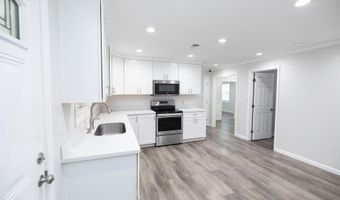 800 Woodall St, Albertville, AL 35951
