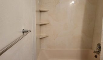 1 Red Lodge Dr 5, Alloway, NJ 07462