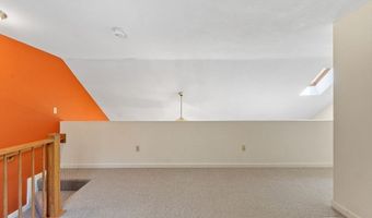 35 Chandler Dr 35, Atkinson, NH 03811