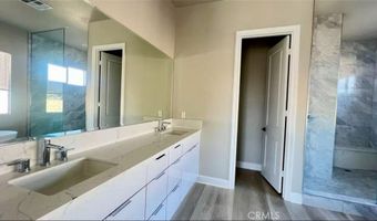 12925 Davona Dale Rd, Apple Valley, CA 92308