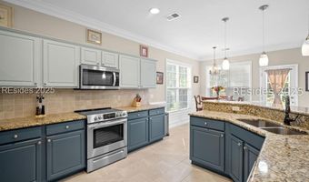 7 Stonesthrow Ct, Bluffton, SC 29910