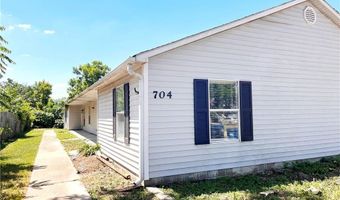 704 SE 4th St C, Bentonville, AR 72712