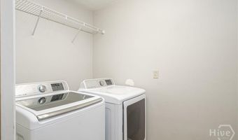 14 E 54th St, Savannah, GA 31405