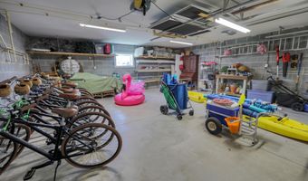 205 E SAVANNAH Rd, Lewes, DE 19958