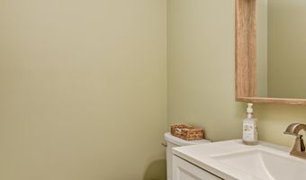 76 Bradford Ct, Aberdeen, NJ 07747