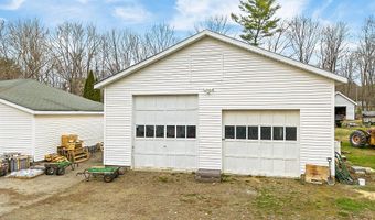 585 Riverside Dr, Augusta, ME 04330