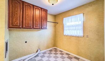 2017 N A St, Arkansas City, KS 67005