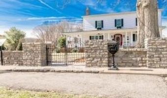 102 Ferry St, Augusta, KY 41002