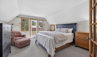 4042 5 Mile Point Rd, Allouez, MI 49805