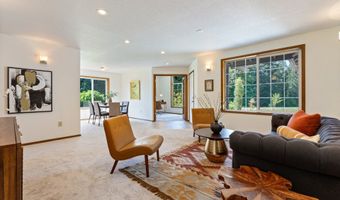 21805 BOONES FERRY Rd, Aurora, OR 97002