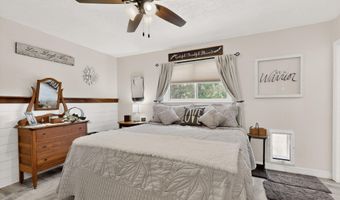 430 Abo Rd, Bosque Farms, NM 87068