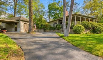 234 Lake Dr, Glocester, RI 02814