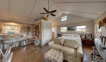 59 Wagon Rd, Alpine, TX 79830