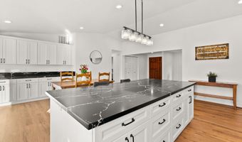 20985 Via Bonita Ct, Bend, OR 97702