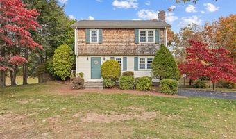 7 Maria St, Lincoln, RI 02865
