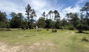 2609 Arpana Cir, Alford, FL 32420