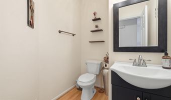 7827 QUILL POINT Dr, Bowie, MD 20720