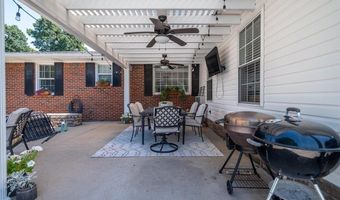 348 McGraw Cir, Anderson, AL 35610