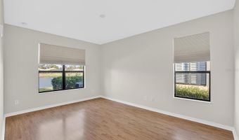 331 CEDAR FALLS Dr, Apollo Beach, FL 33572