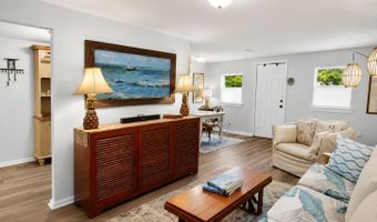 70 ROBERT St, Atlantic Beach, FL 32233