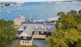127 Harrison Ave 2, Newport, RI 02840