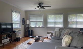 3526 VALLEY Dr, Alexandria, VA 22302